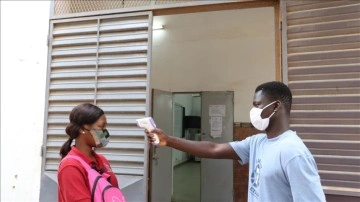 Afrika Kovid-19 salgınında 4. dalgayla karşı karşıya