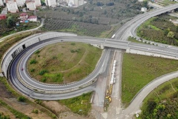 Türkiye’nin en pahalı yol projesi olan Ordu Çevre yolunda çalışmalar sürüyor